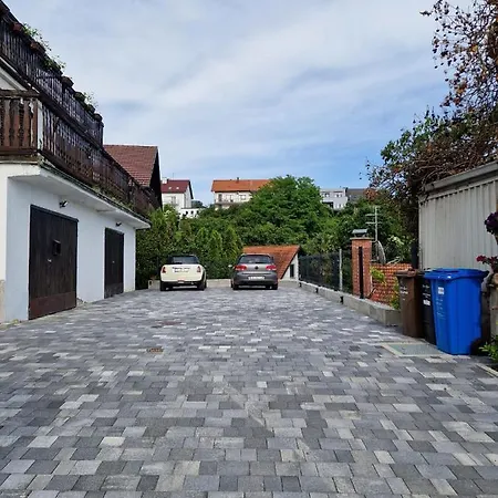 Hill - Maksimir Rebro Apartment